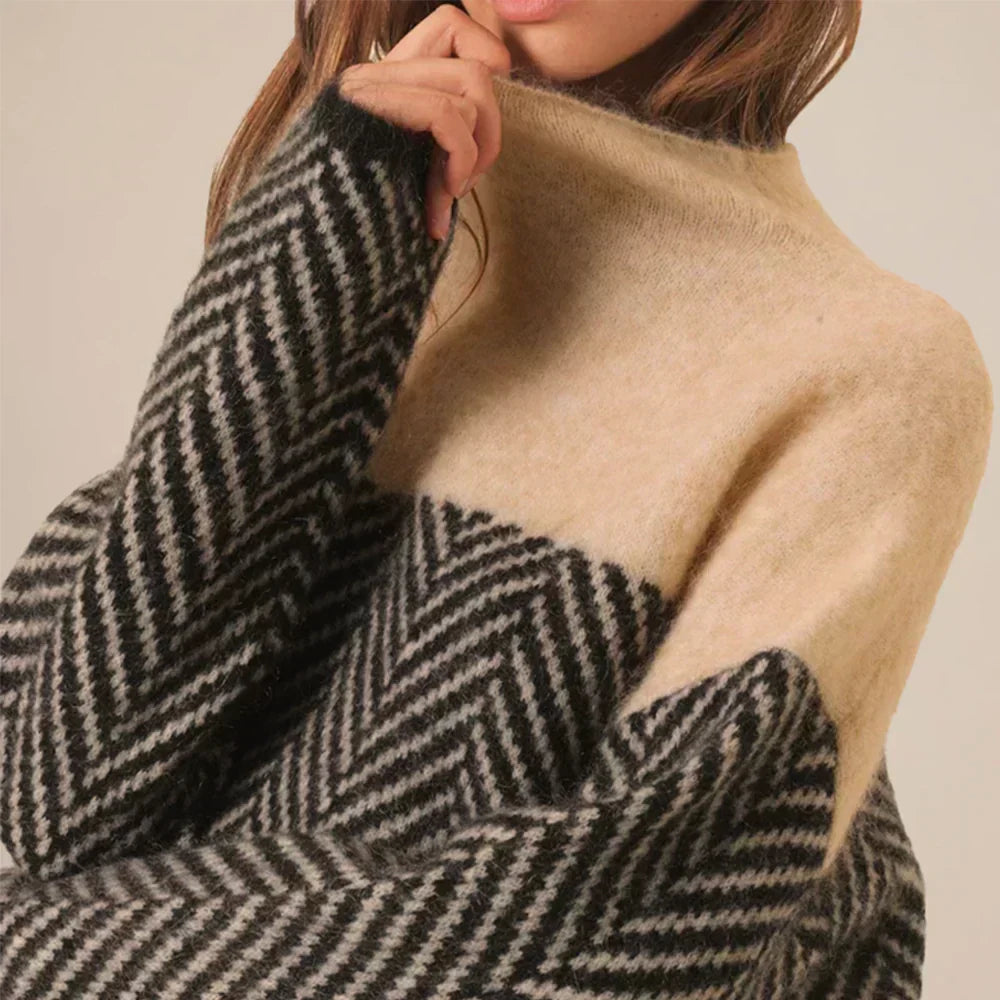 GlamourWarmth: Luxe Cozy Jumper